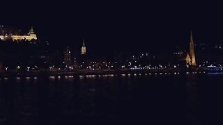 Блондинка повелась на роскошный лимузин и попала на генг бенг