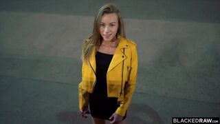 Худая развратница удовлетворилась грязным генг бенгом