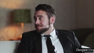 Застукали друга с блондинкой и устроили страстную групповуху