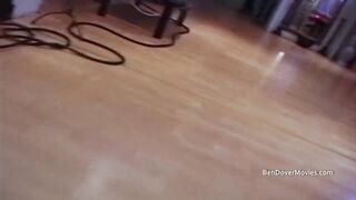 Жесткий групповой секс в четвером с ненасытными телочками