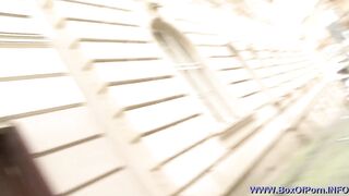 Четыре больших члена извращенно трахают блондинку