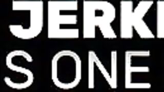 Брюнетка дала секс интервью и показала свое мастерство группового секса