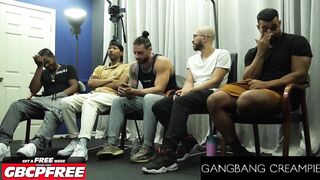 Брюнетка дала секс интервью и показала свое мастерство группового секса