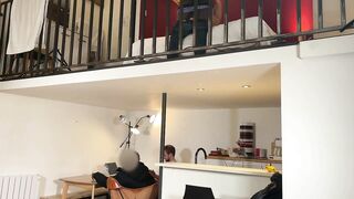 Рыжая сексапилка насладилась межрасовым мжм тройничком