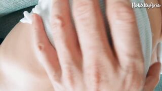 Оплапал спящую ослепительно сексуальную девушку и снял POV порно